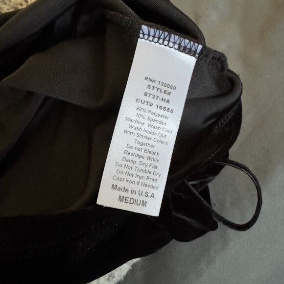 Project Social T | NWOT Slater Velvet Cami in Black Size Medium - Picture 6 of 6